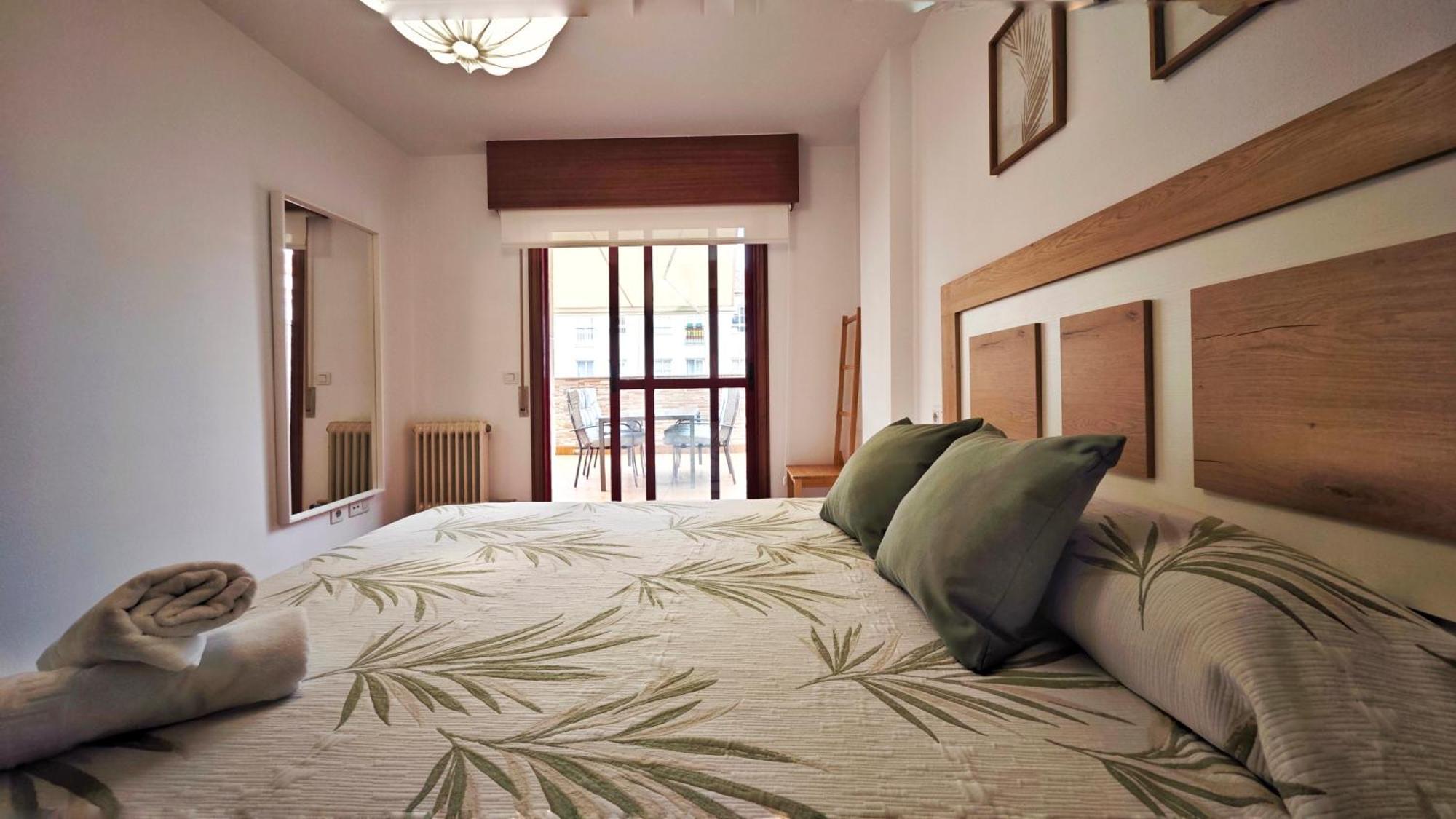 Piso Centrico Santiago De Compostela Con Amplia Terraza Apartment ภายนอก รูปภาพ